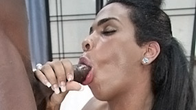 Myla created a vacuum in her mouth while she smoking black cock